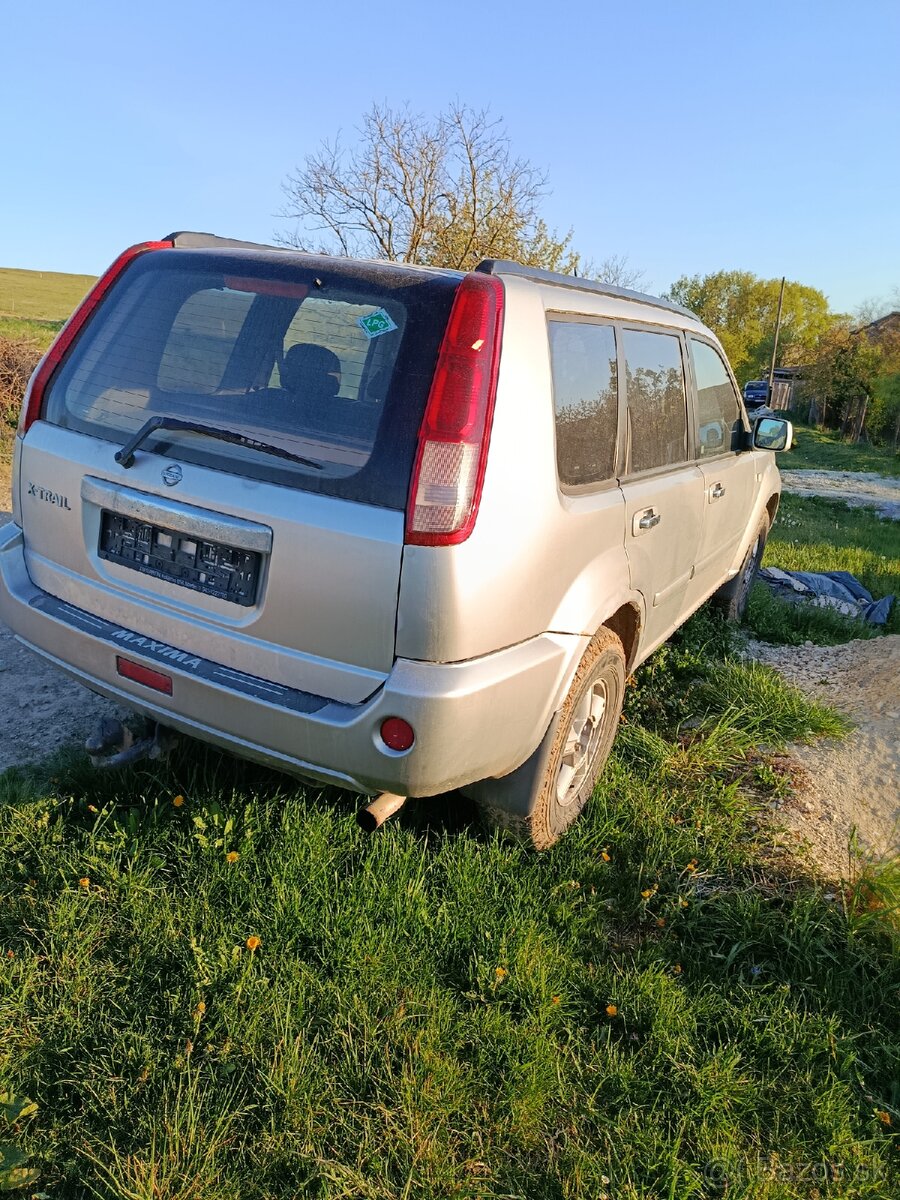 Nissan x-trail T 30 benzín automat 4x4 - 2