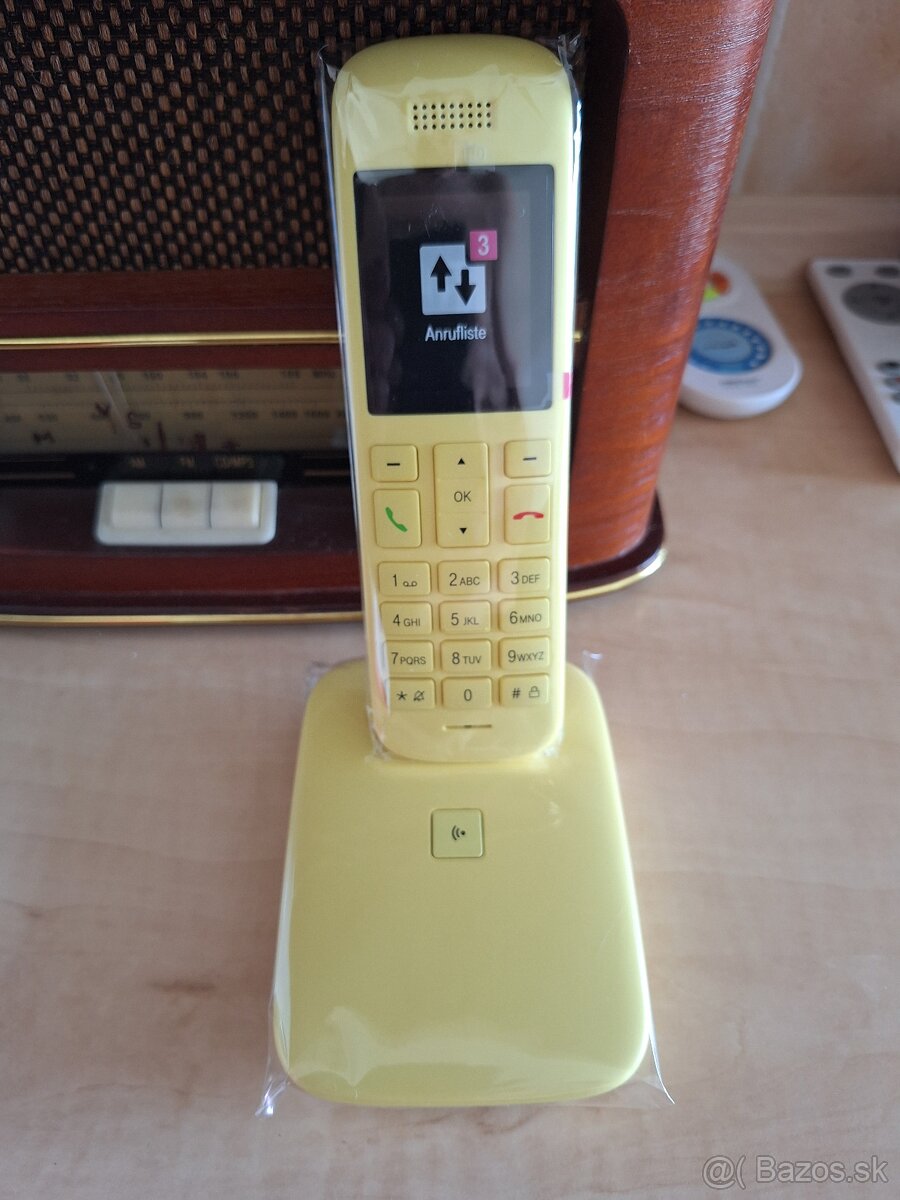 TELEFON PRE SLABOPOČUJÚCICH.....DARUJEM - 2