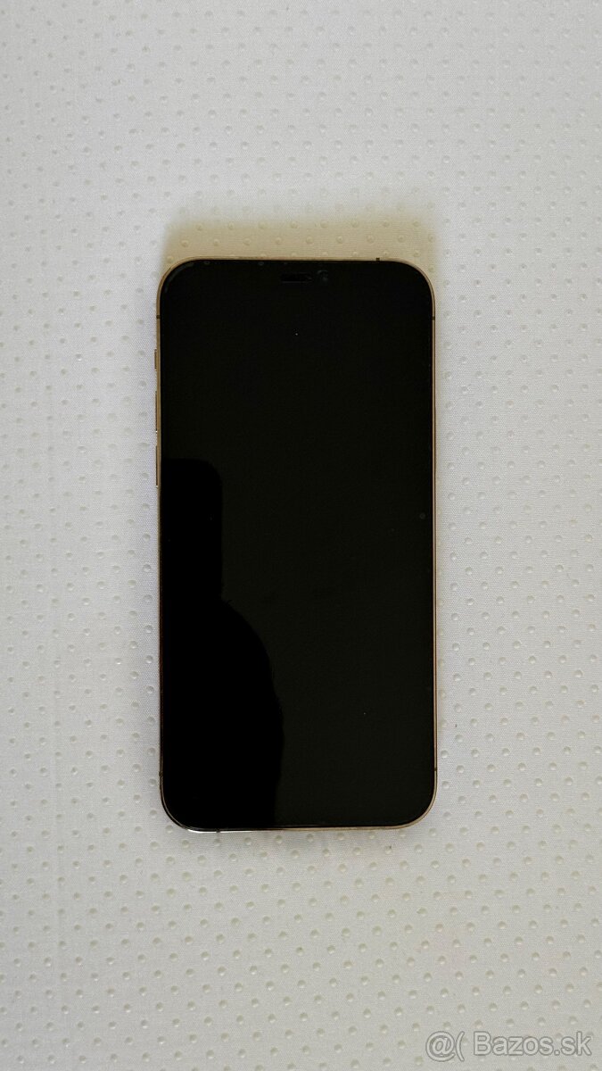 iPhone 12 Pro - 88% baterka, ako nový - 2