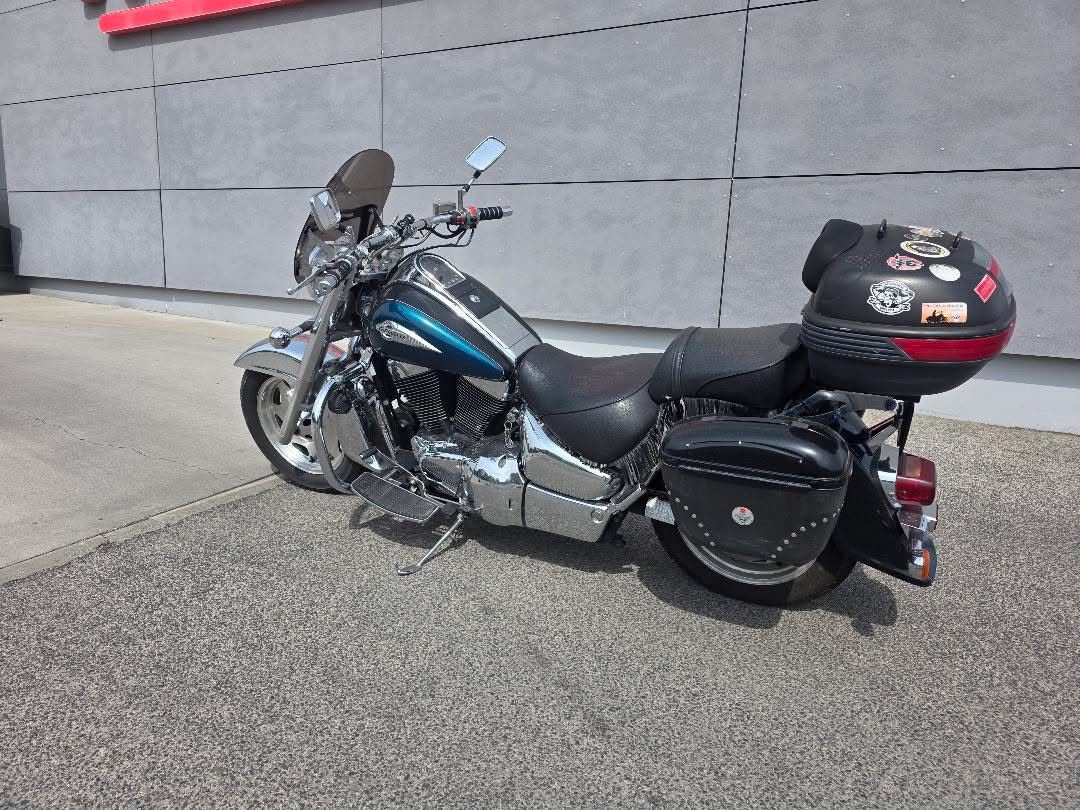 Suzuki Intruder 1500 - 2