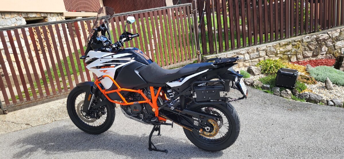 KTM adventure1090r - 2