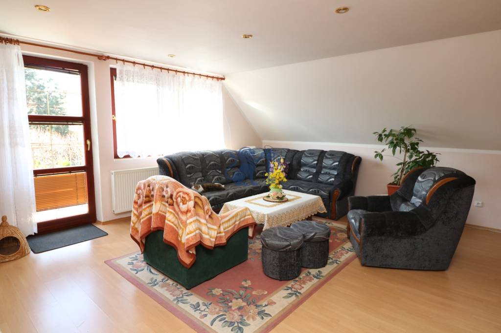 ZNÍŽENÁ cena-viacgeneračný rodinný dom v Borinke - 2