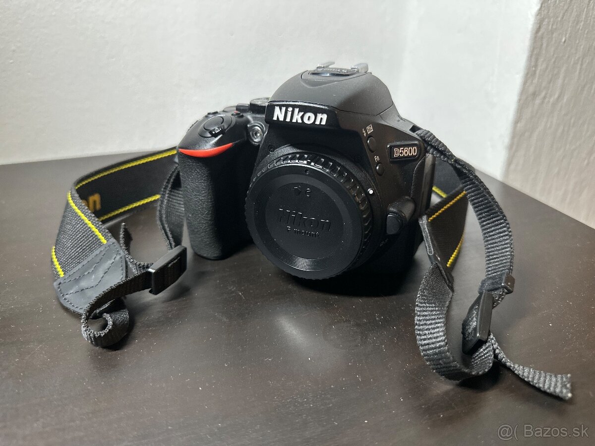 Nikon D5600 kit - 2