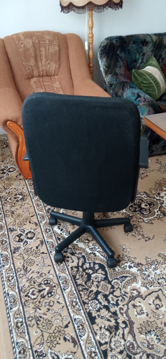 Kancelárska stolička - 2