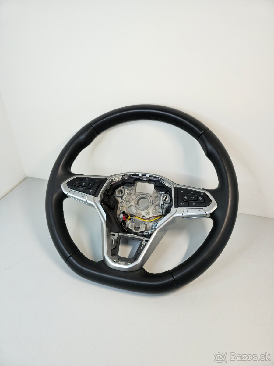 Skosený volant VW passat golf t6 arteon - 2