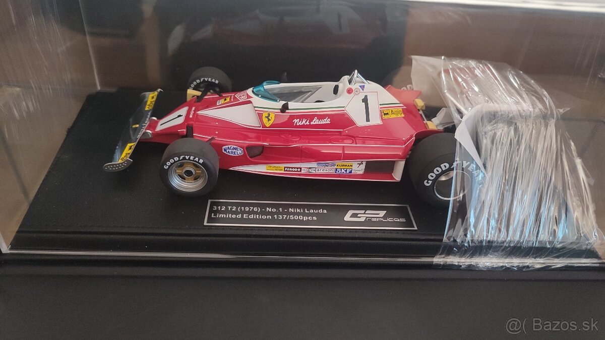 F1 1 1:18 NIKKI LAUDA 1975 GP REPLICAS - 2