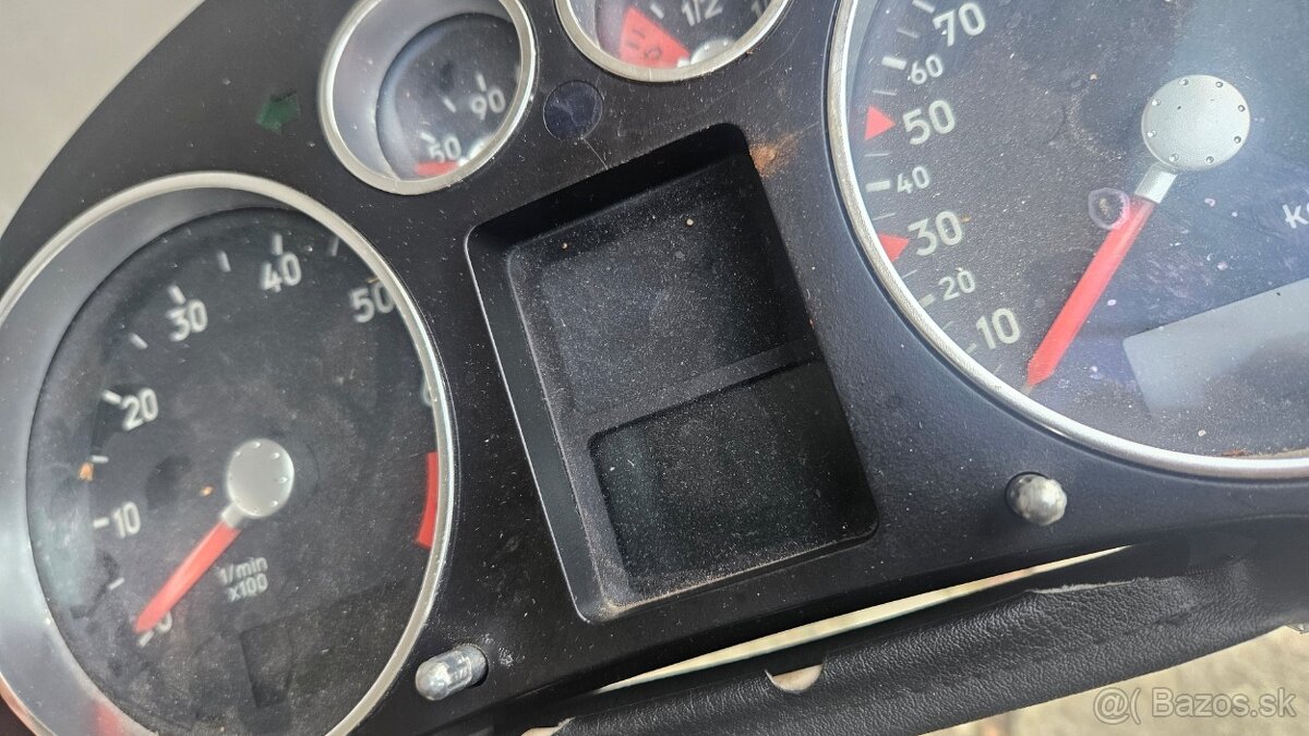 Budíky / Tachometer Audi TT - starší model - 2
