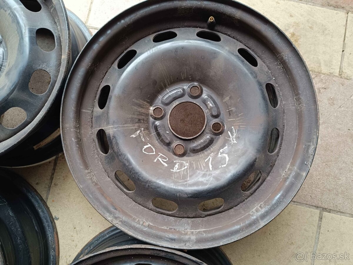 Plechvé disky FORD, R15´´ - 2