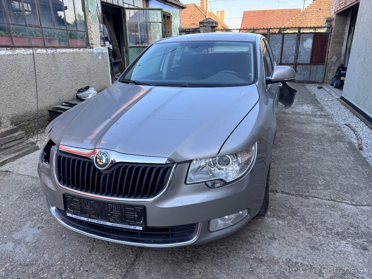 Škoda Superb 2.0 TDI DSG - 2