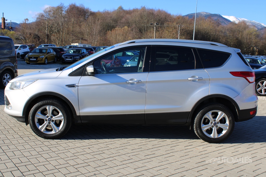 Ford Kuga 1,6 ECOBOOST 110 kW 2WD - 2