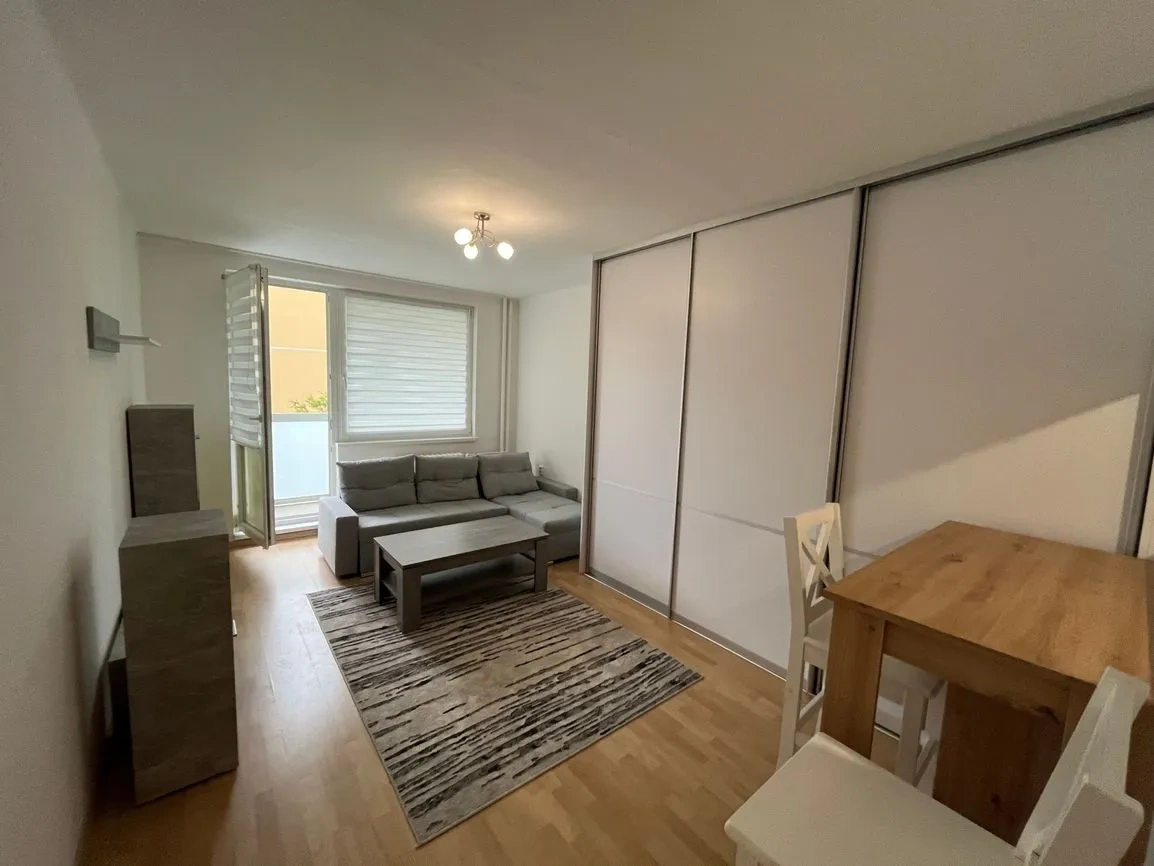 NA PRENÁJOM GARSÓNKA TRENČÍN, JUH - 2