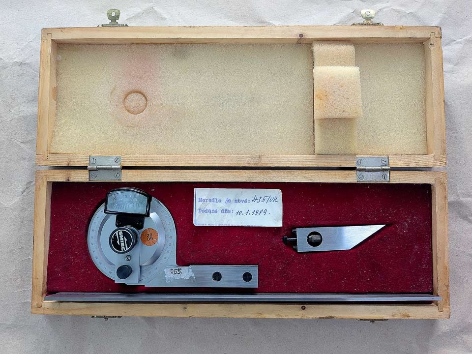 Analógový optický uhlomer - 2