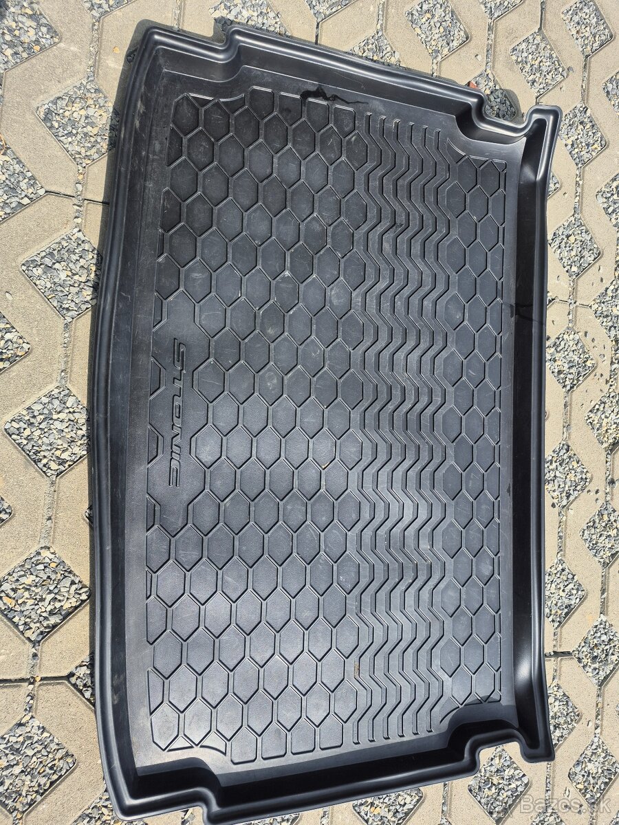 Plastová vanička do kufra - 2