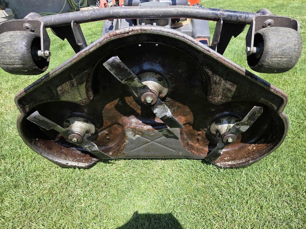 Husqvarna rider 418Ts 4x4 - 2