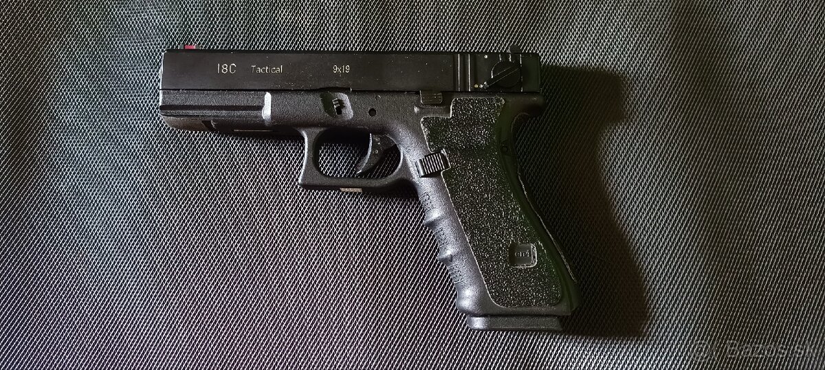 We g18c - 2