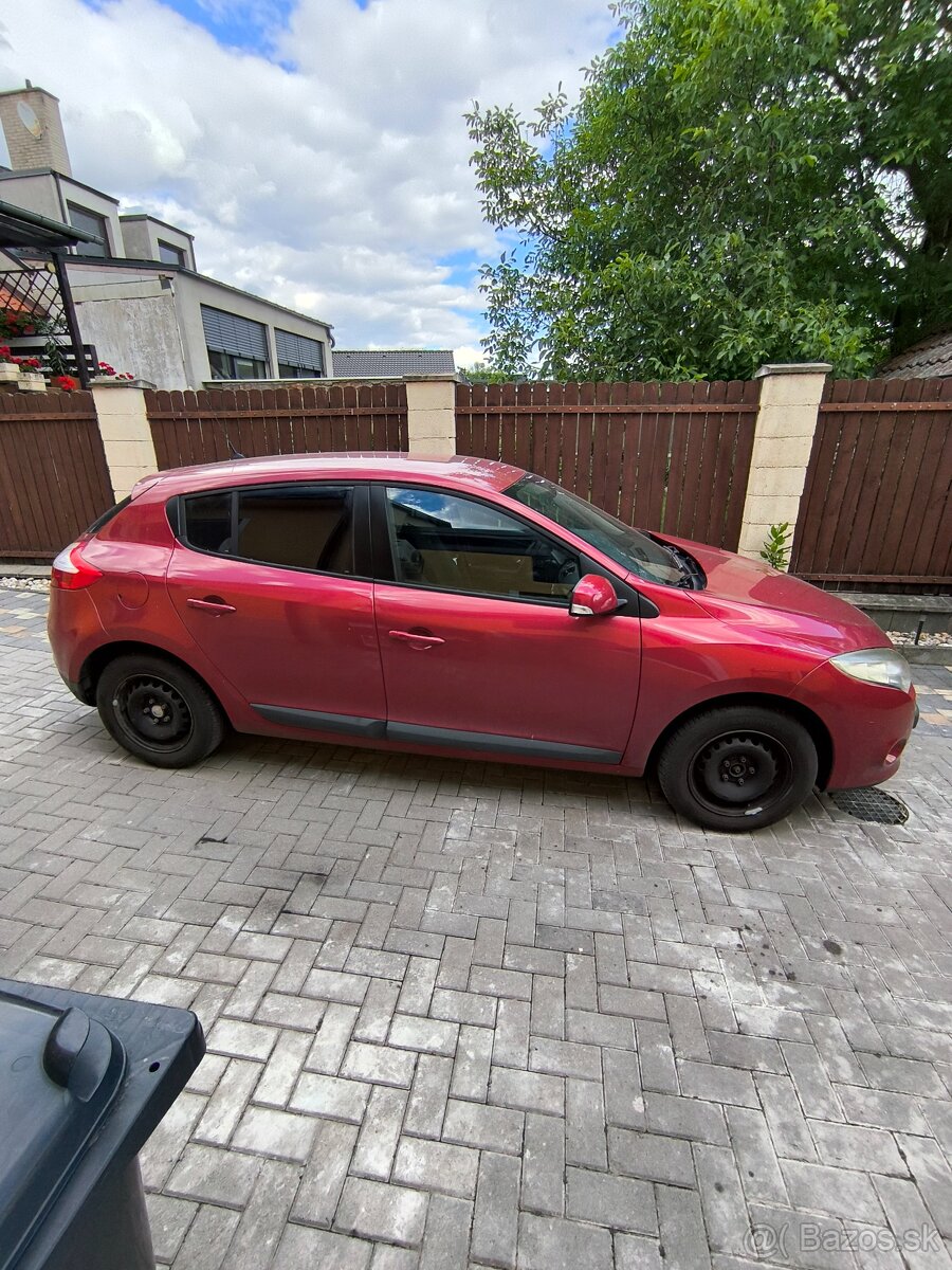 Renault megane - 2