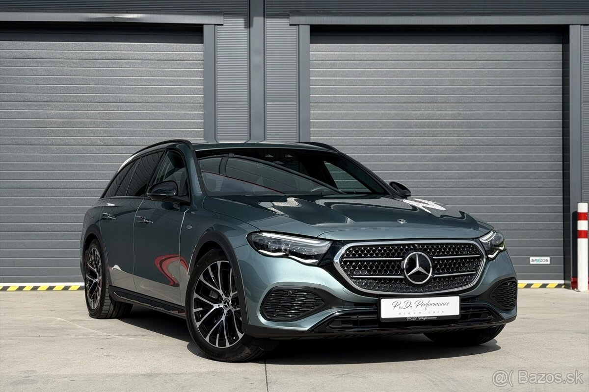 Mercedes-Benz E 300de 4Matic Allterrain / Hyperscreen - 2