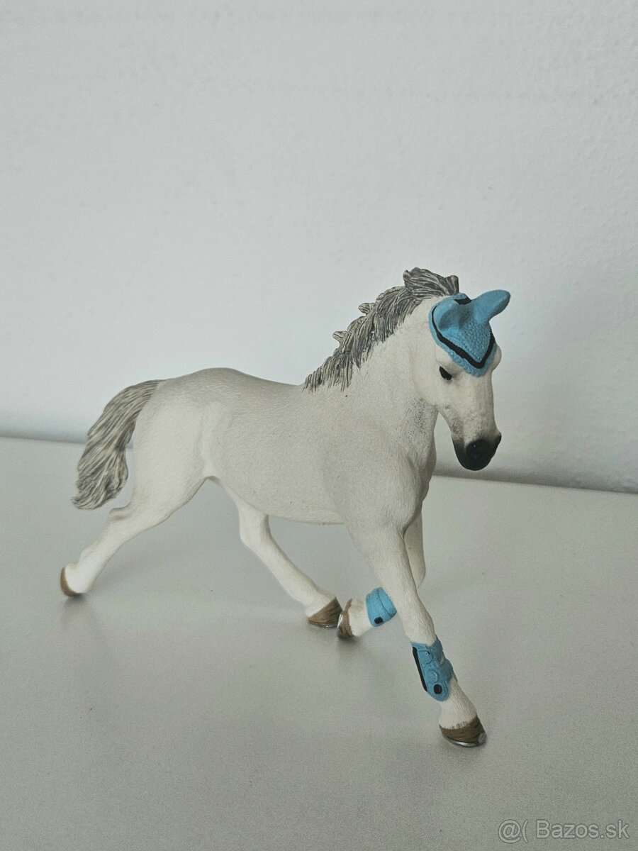 Schleich turnajová jazdkyňa na koni - 2