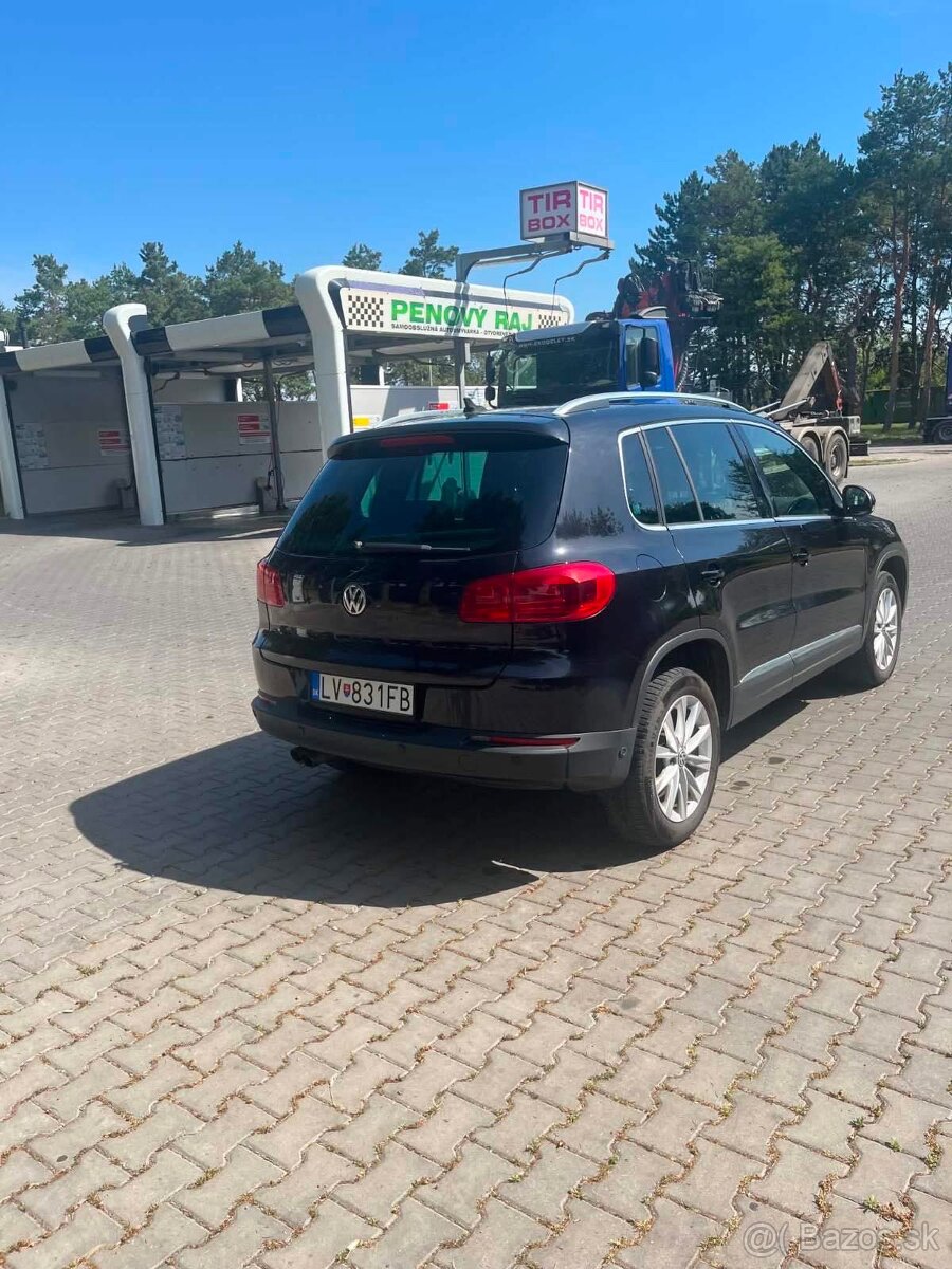 VW Tiguan 2.0 TDI DSG - 2