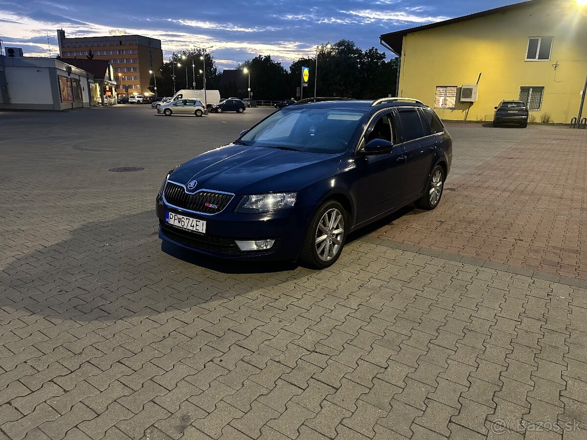 Škoda Octavia - 2