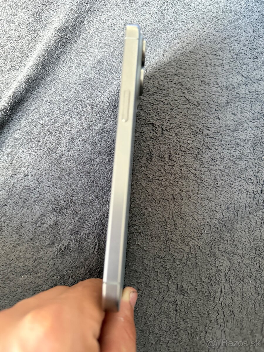 Iphone 15 Pro max - 2