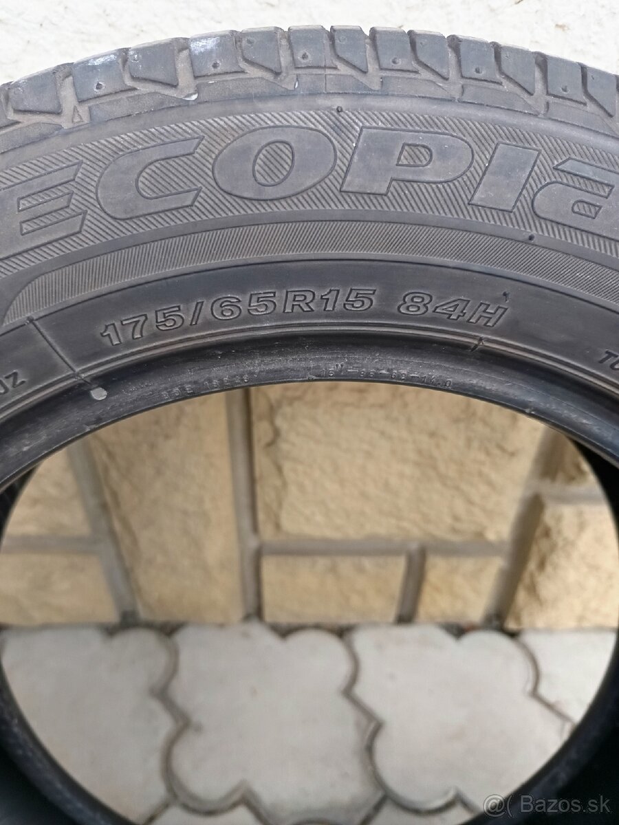 Letné pneumatiky 175/65/R15 - 2