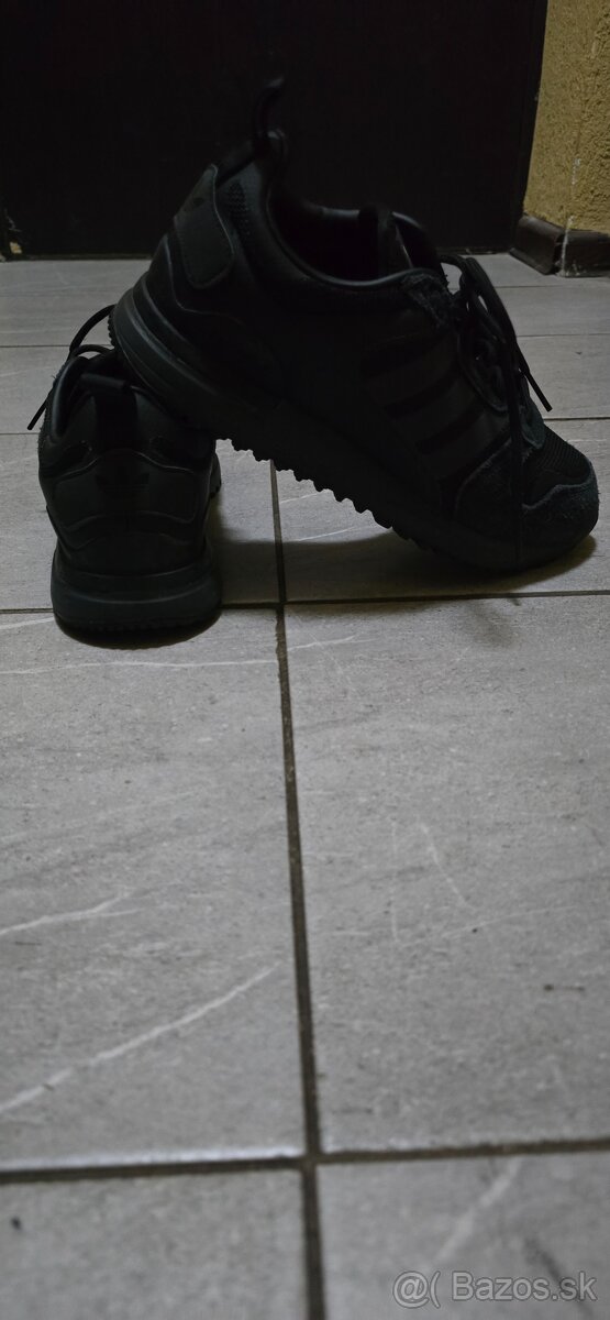 Adidas ZX700HD - 2