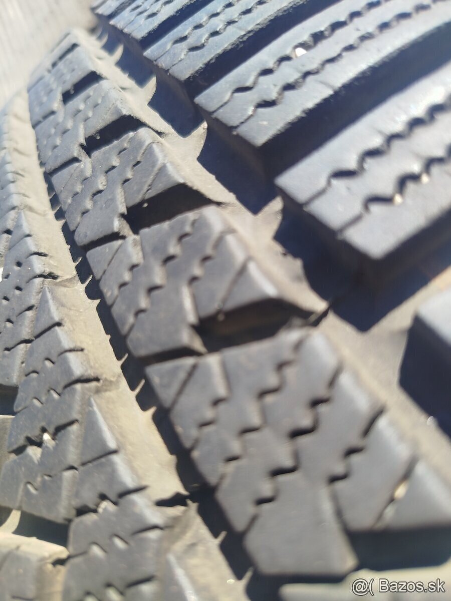 225/60 r17 zimné pneumatiky, Continental - 2