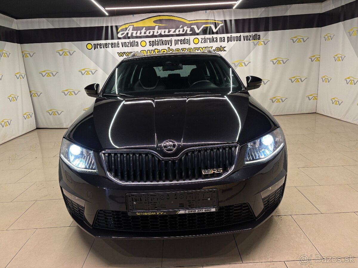 Škoda Octavia Combi 2.0 TFSI RS - 2