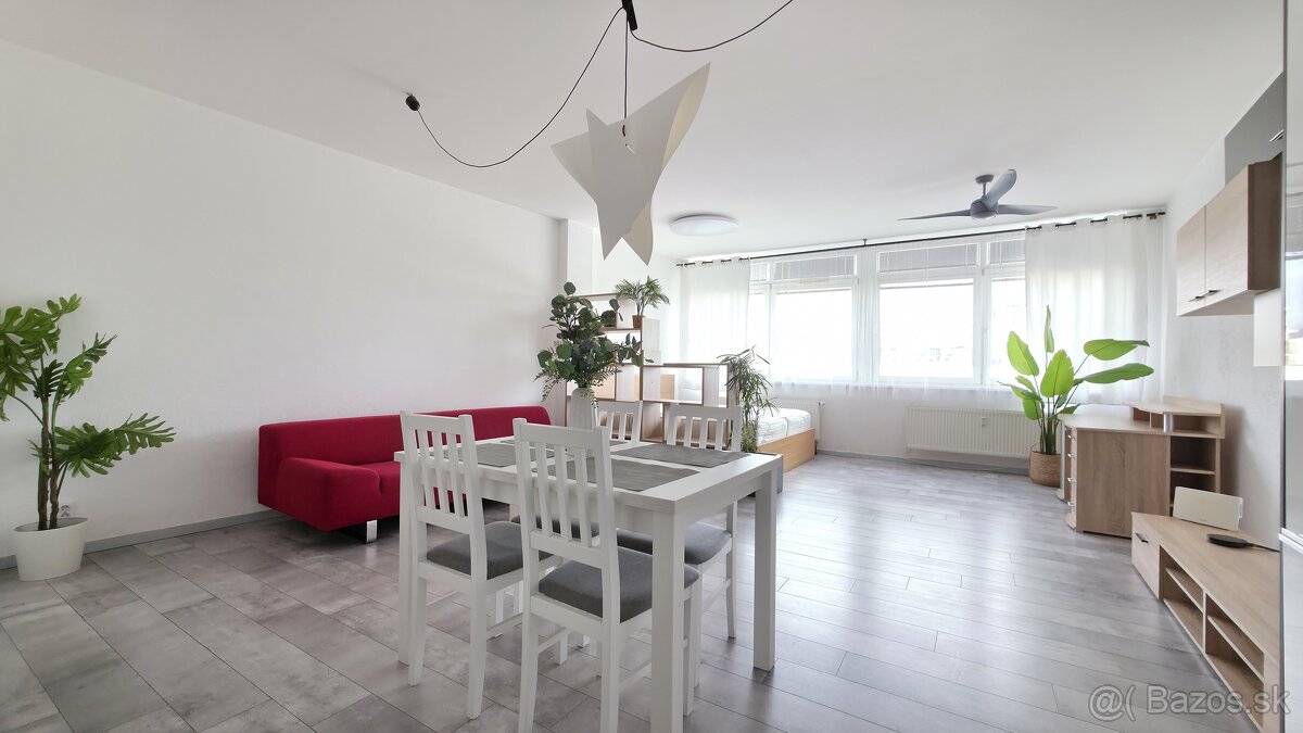 VELKOMETRÁŽNY 1 IZB.AP.BYT-TRNAVSKÁ CESTA,RUŽINOV,BRATISLAVA - 2