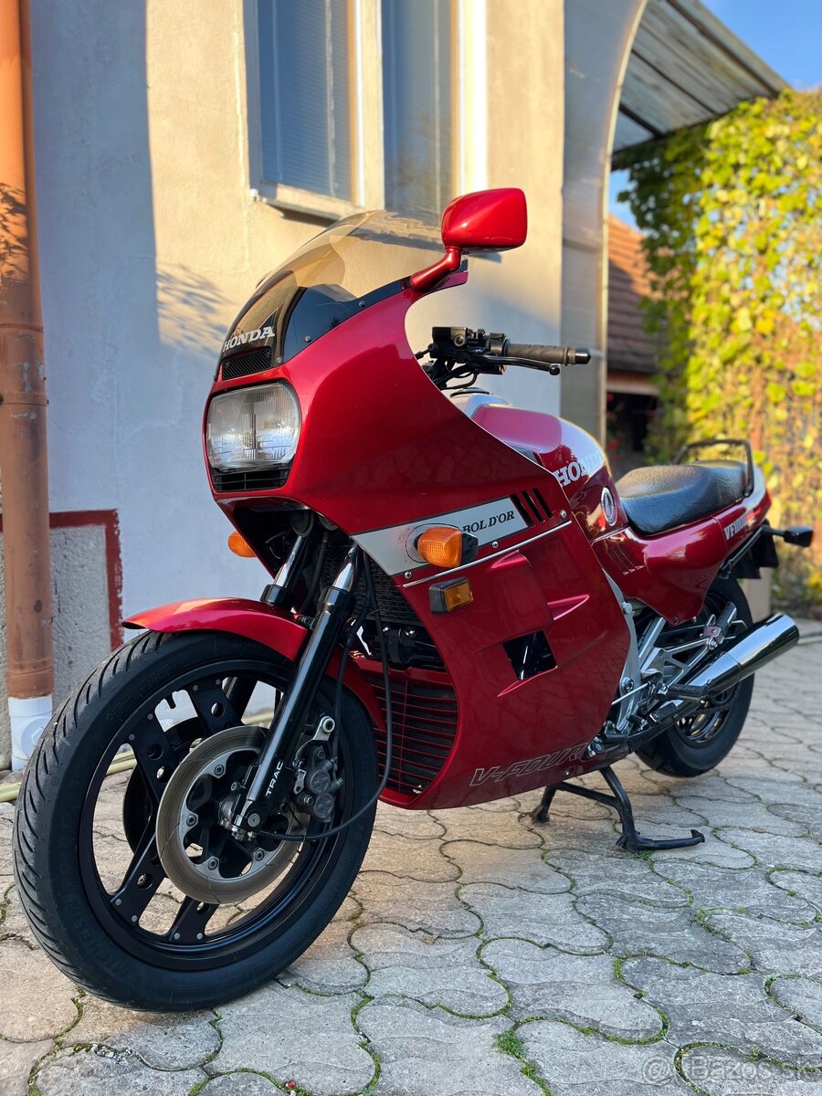 Honda vf 1000 f2 - 2