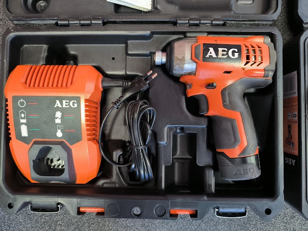 Rázový uťahovák AEG BSS - 2x - 2