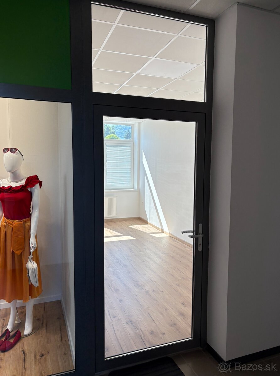 Na prenájom kancelária/obchodný priestor - 2