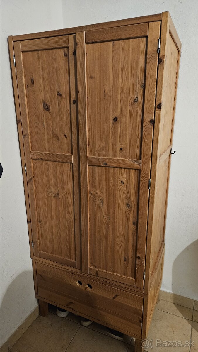 Skrina s velkym suplikom IKEA - masiv - 2