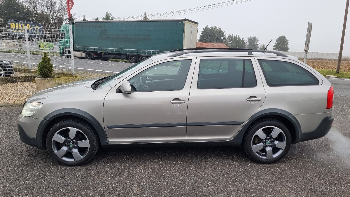 Škoda Octavia Combi 2.0 TDI CR DPF 4x4 Scout za 8.990 € - 2