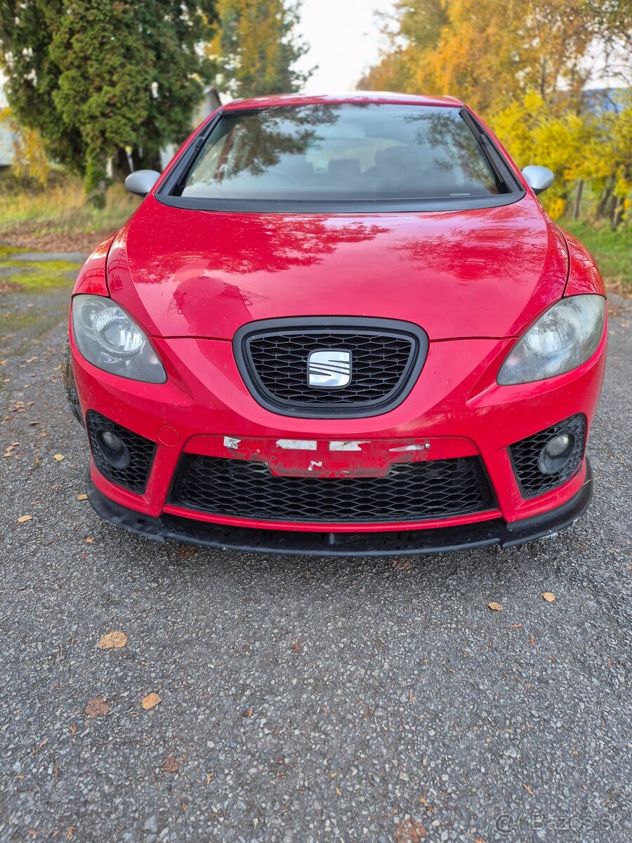 Rozpredám na náhradné diely Seat leon FR - 2