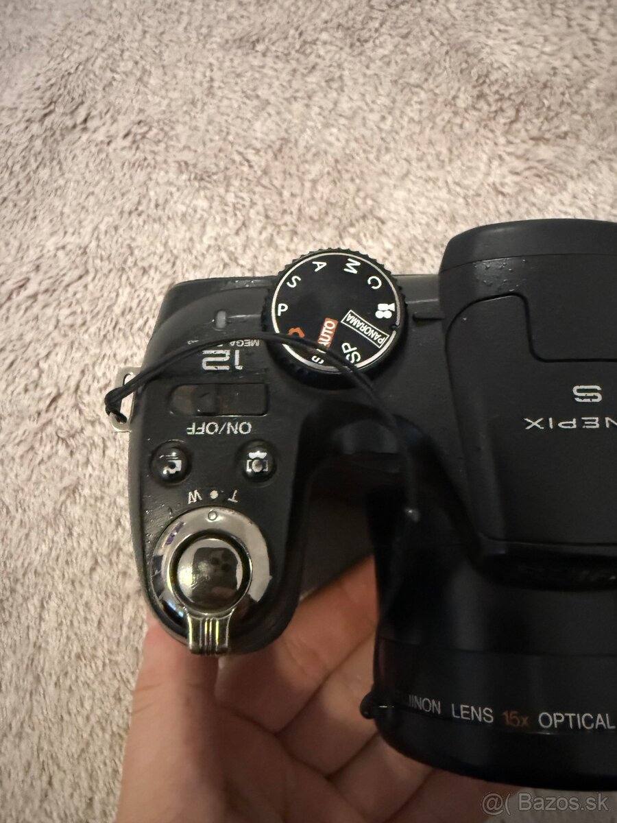 Fujifilm Finepix S 12 mega pixels - 2