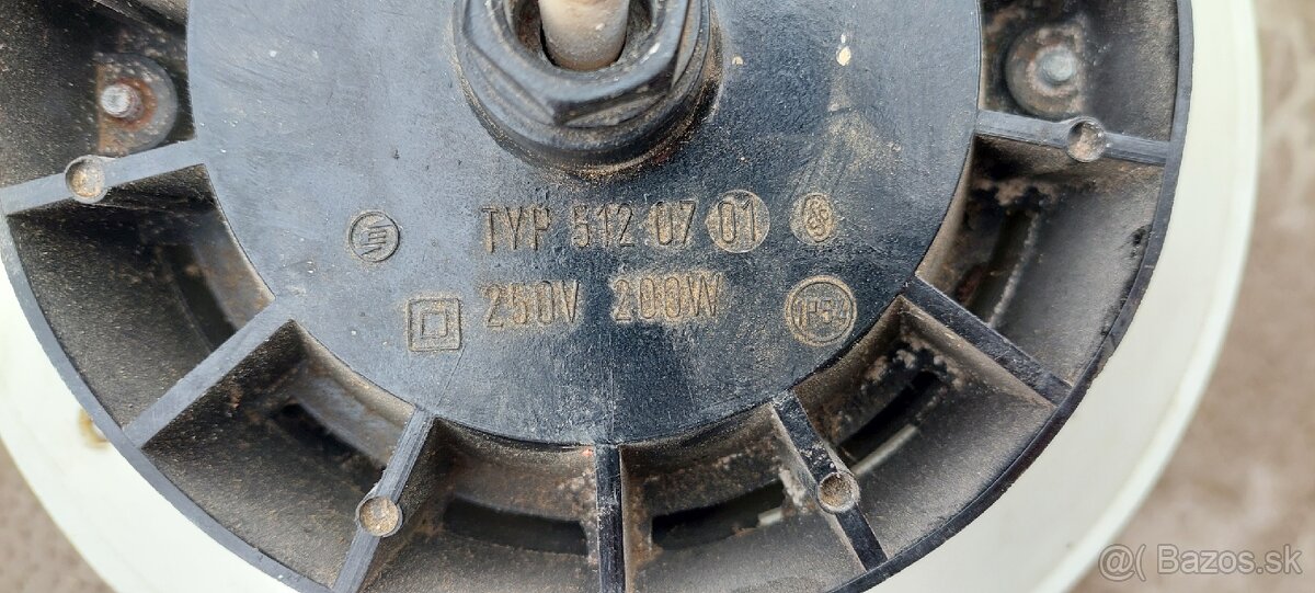 Predám maštalné svetlá - 2