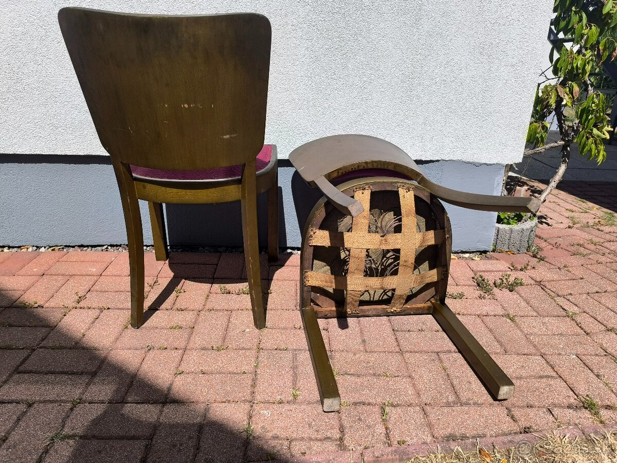 Thonet calunene stolicky. - 2