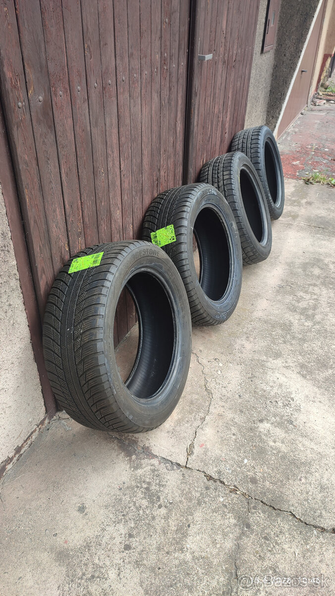 zimní pneu 215/55 R17 - 2