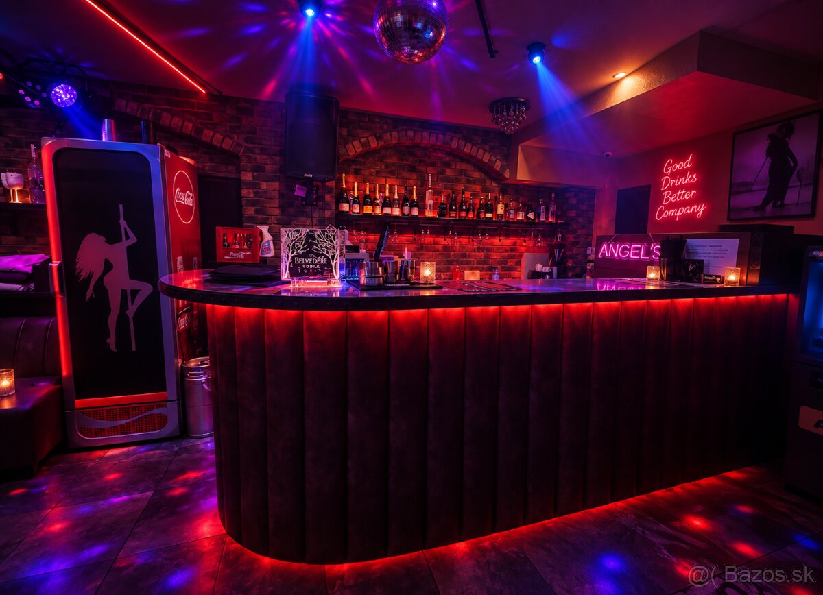 Praca nocny klub - 2
