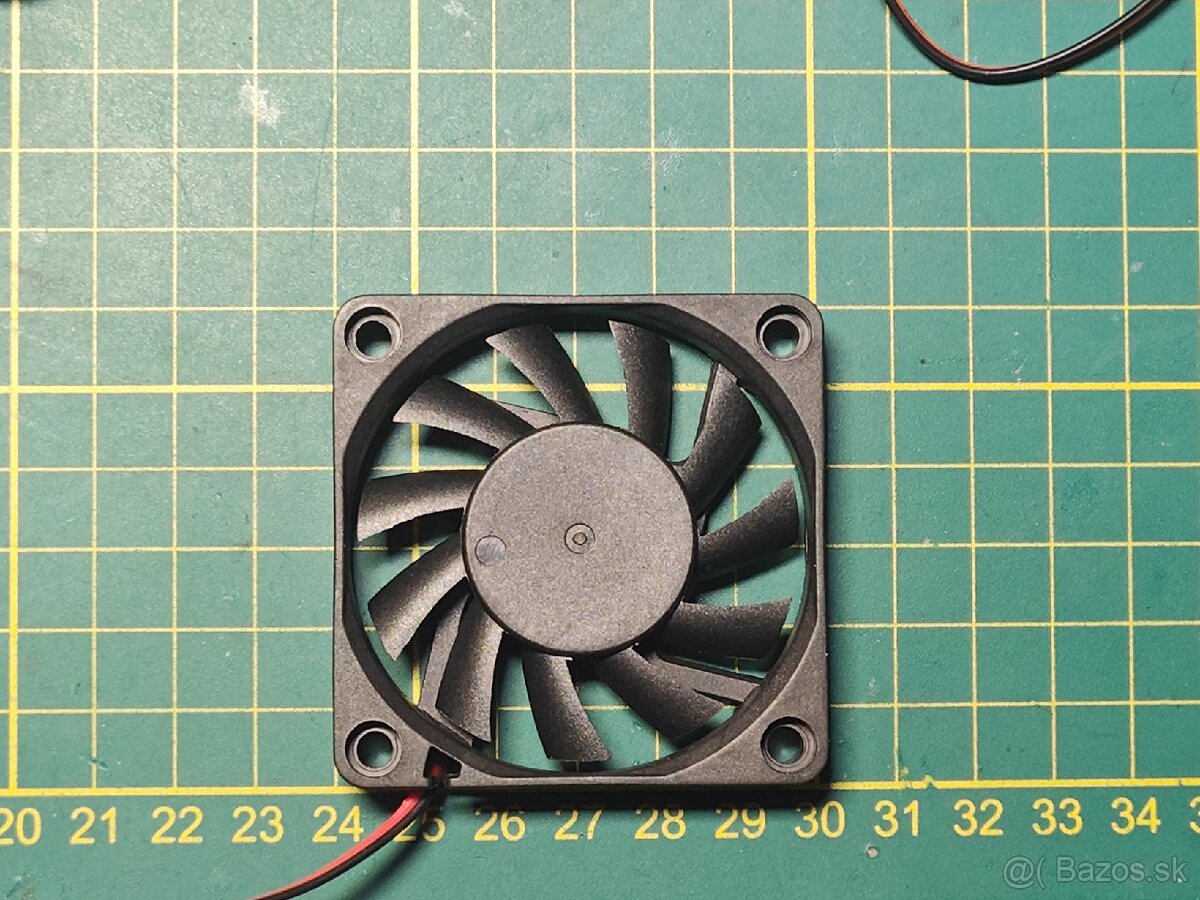 4010 Ventilátory - 5V, 12V, 24V - 2
