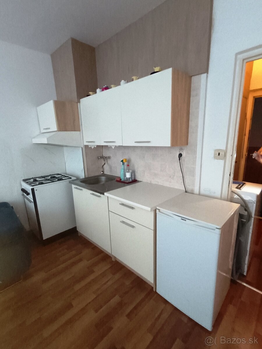 Na predaj garsonka v centre Rimavskej Soboty - 2