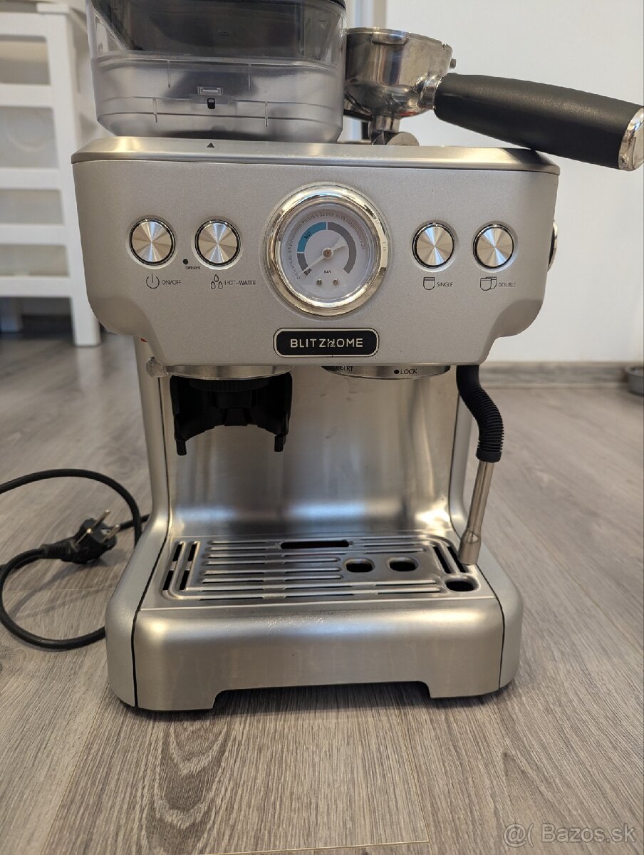 Predám pákovy kávovar Blitzhome - 2