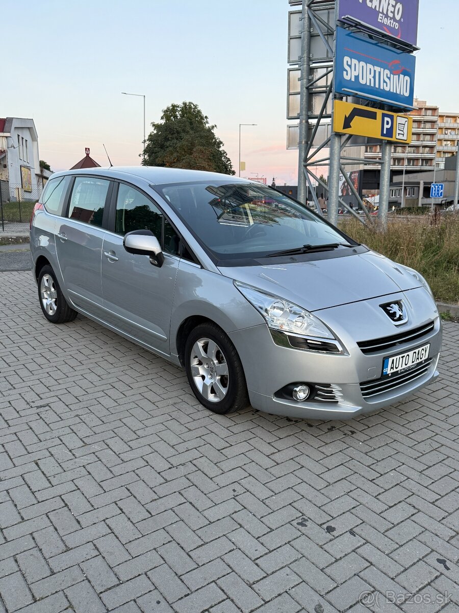 Peugeot 5008 1.6 HDI 80kw--2010--manual--147.000km - 2