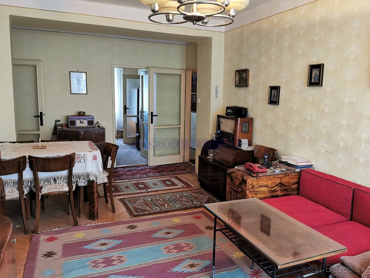 3 izbový byt, centrum Lučenec ID 2200 - 2