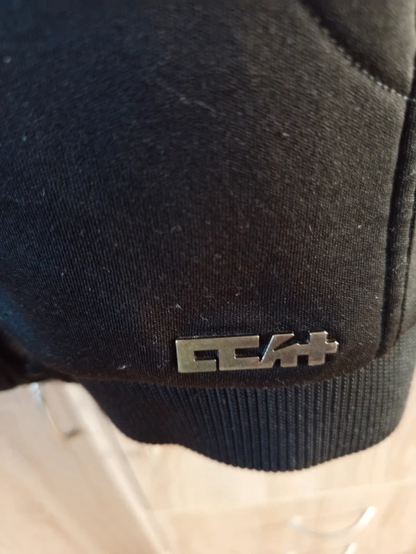 Zateplená vesta v. 158/164 - 2