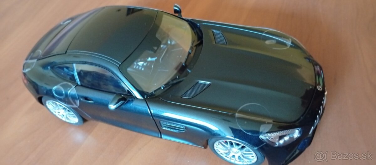 M.B.AMG GT-S - 2