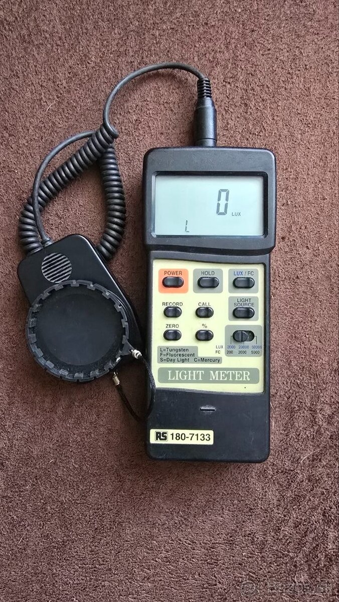Digitálny luxmeter RS Components 180-7133 - 2