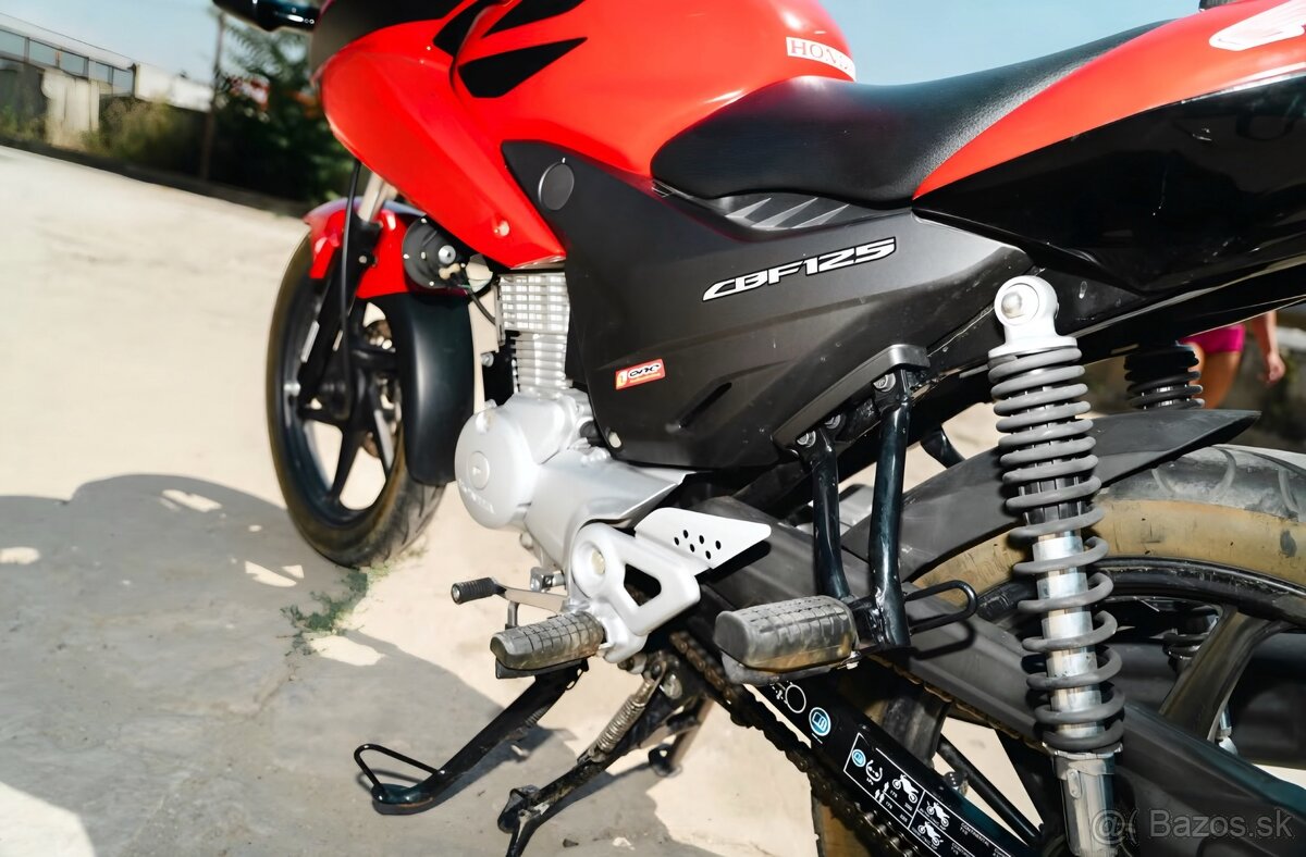 HONDA 125 CBF - 2